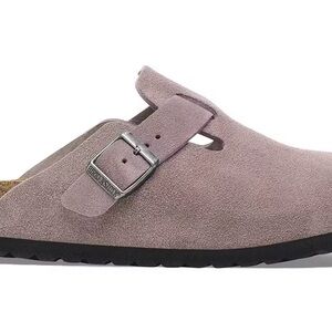Birkenstock Suede Clogs in Dusty Pink